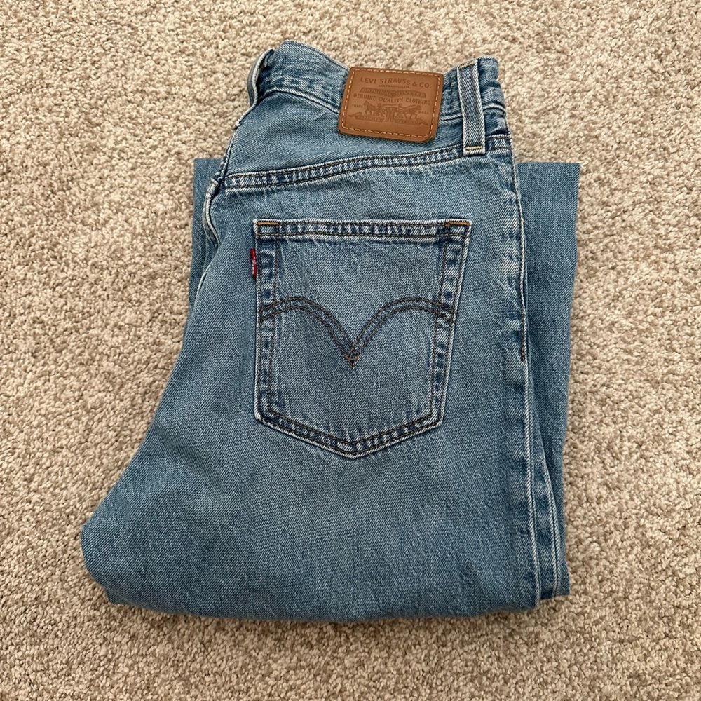 Levi’s ribcage straight leg jeans